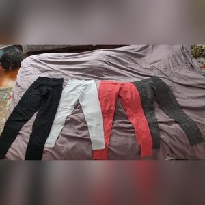 4 pairs of Booty By Brabants leggings